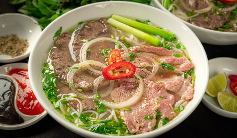 Bài mẫu chủ đề Talk about Vietnamese food – phở