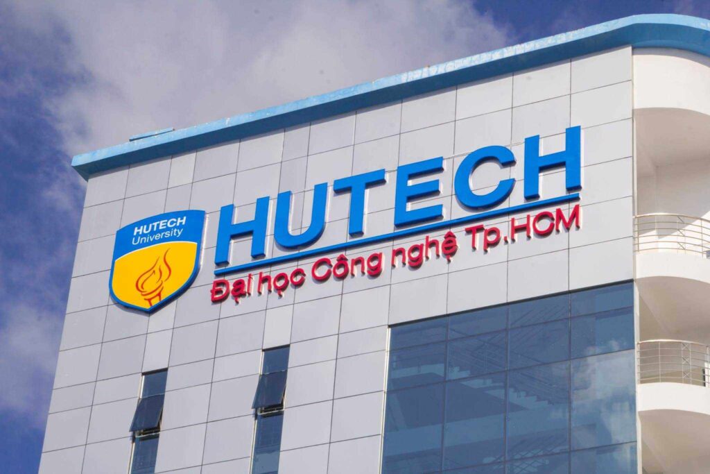 Trường Đại học HUTECH